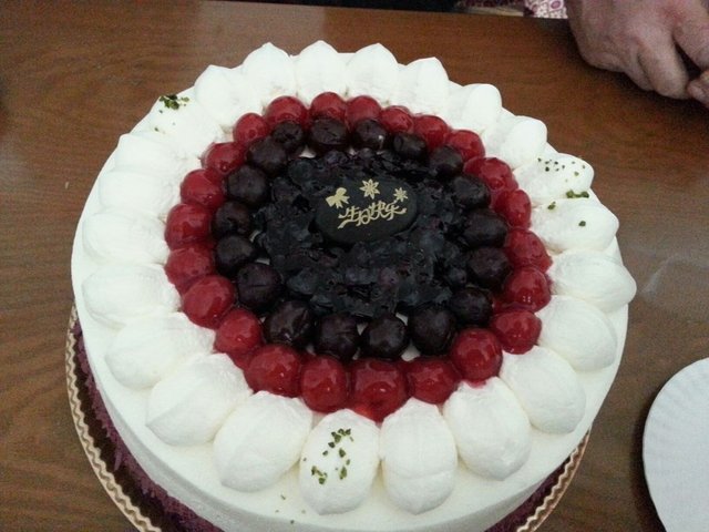 蓝莓生日蛋糕