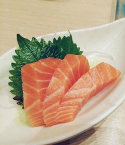 三文鱼刺身