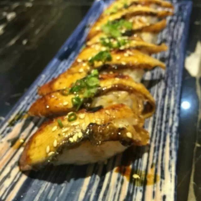 鳗鱼寿司