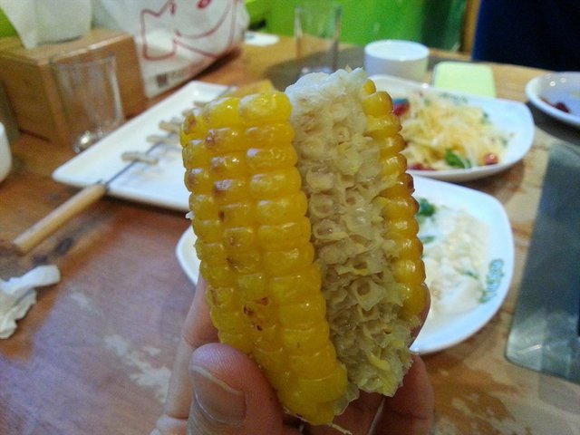 烤玉米