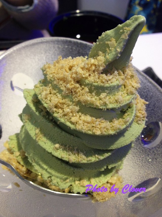 赞