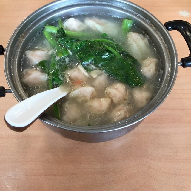 砂锅小馄饨