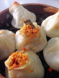 蟹粉小笼包