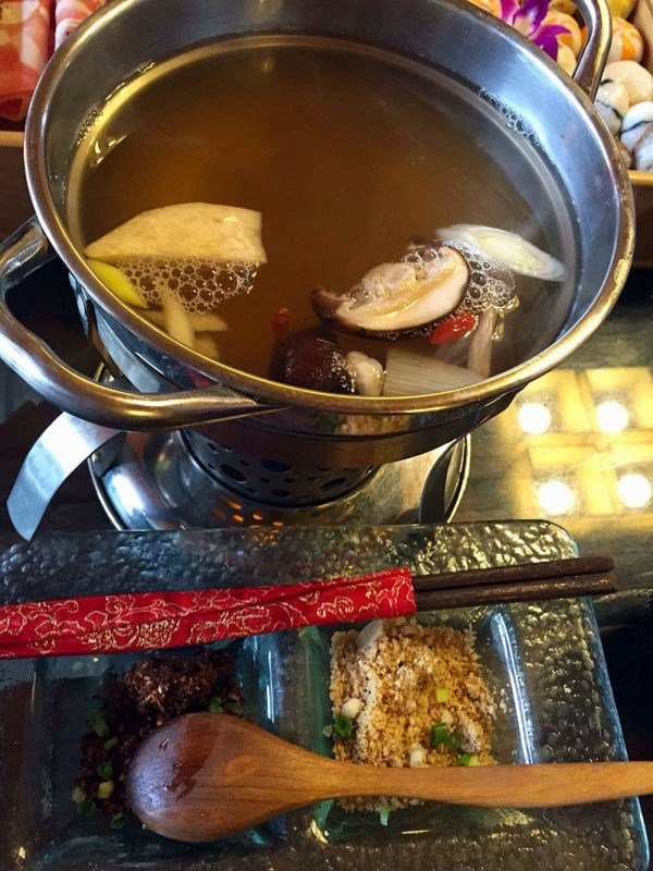 菌汤锅