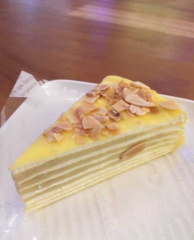 榴莲千层蛋糕