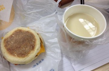 吉士堡麦满分套餐