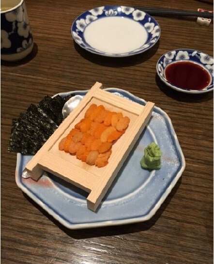海胆刺身