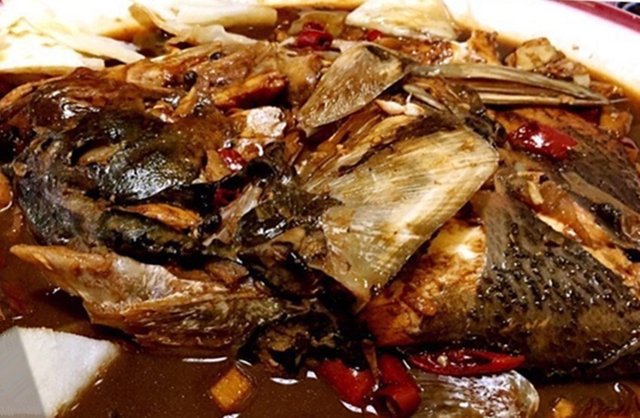 鱼头泡饼