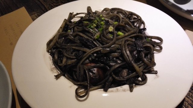 墨鱼汁意大利面