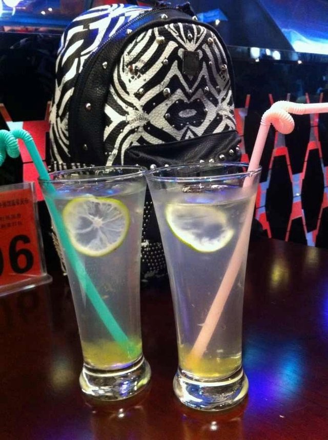 柠檬水