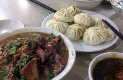 猪肉大葱包子