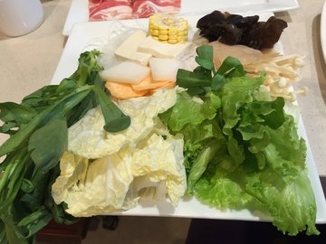 菌菇时蔬丸拼盘