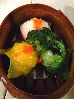 三色虾饺