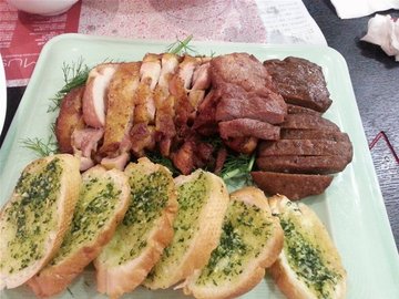 烤肉拼盘
