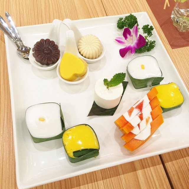 泰式甜品拼盘
