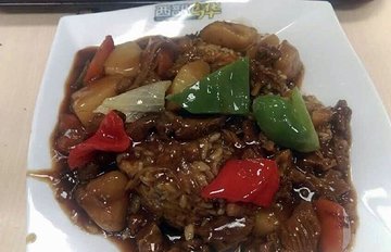 煨牛肉盖饭