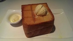 蜂蜜厚多士