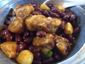 鲍汁红腰豆扣猪尾