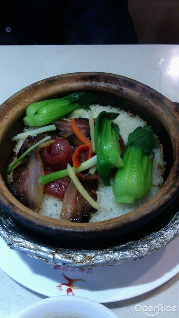 腊味煲仔饭