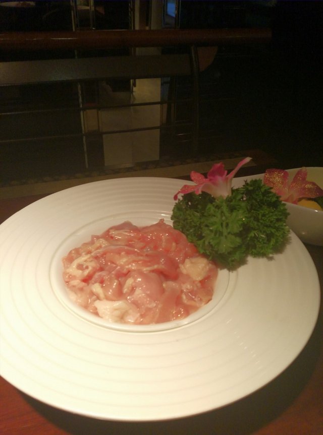 鲜嫩去骨鸡肉