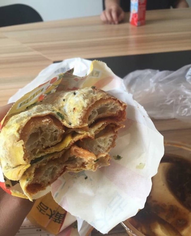 标准双蛋煎饼