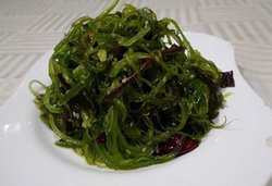 糊辣裙带菜