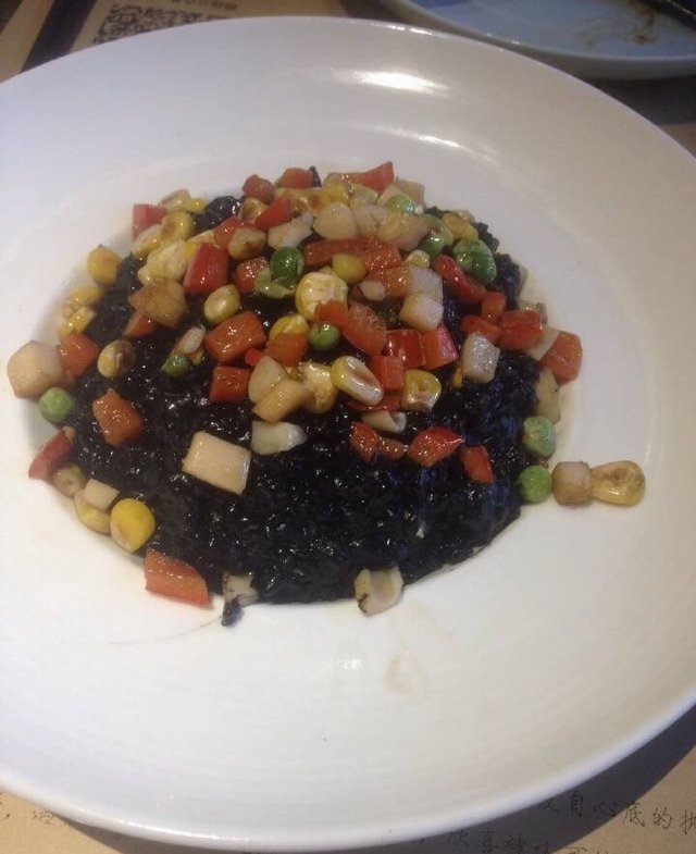 墨鱼汁焗饭