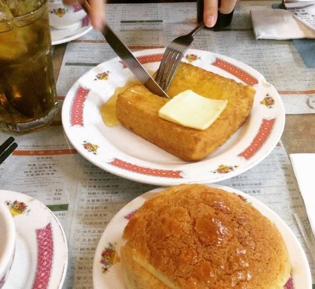 菠萝油