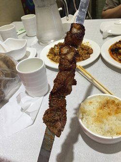 烤鲜羊肉串