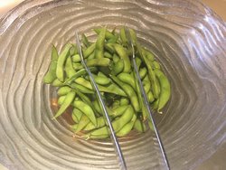 煮毛豆