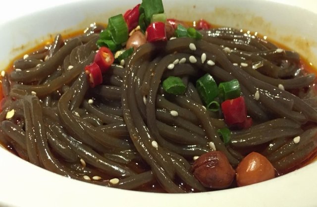 酸辣蕨根粉