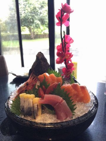 刺身拼盘