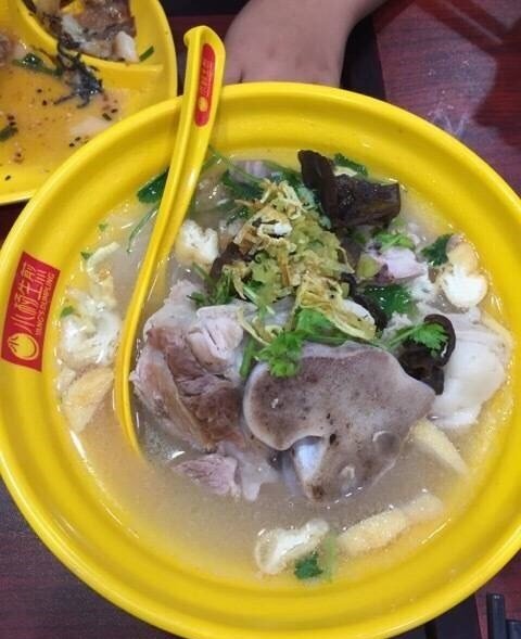 猪骨头粉丝汤