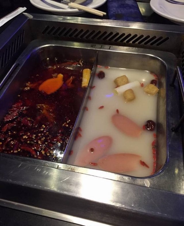 牛油鸳鸯锅