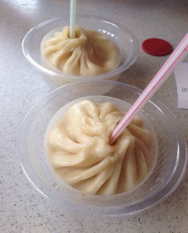 蟹黄灌汤包