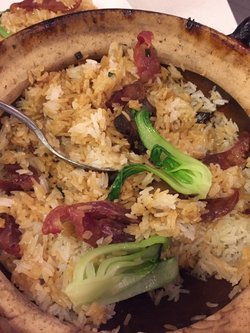 腊味煲仔饭