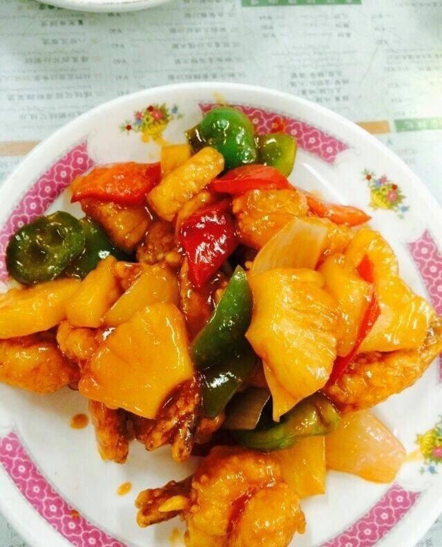 菠萝咕噜肉