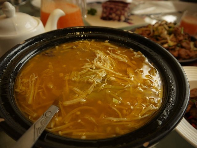 酸汤金针菇
