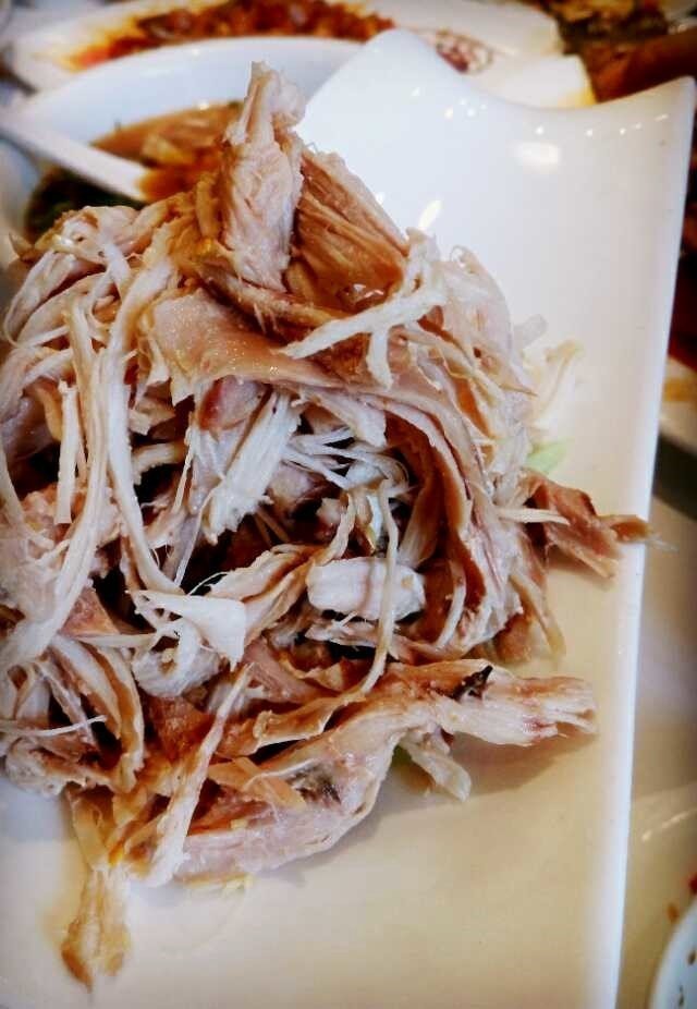 农家手撕兔