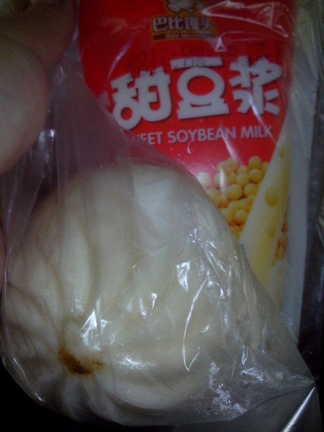 甜豆浆、馒头