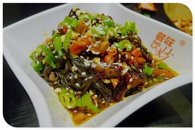 酸辣蕨根粉