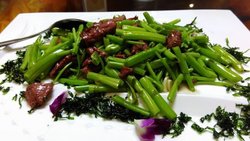 空心菜炒牛柳