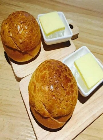 菠萝油
