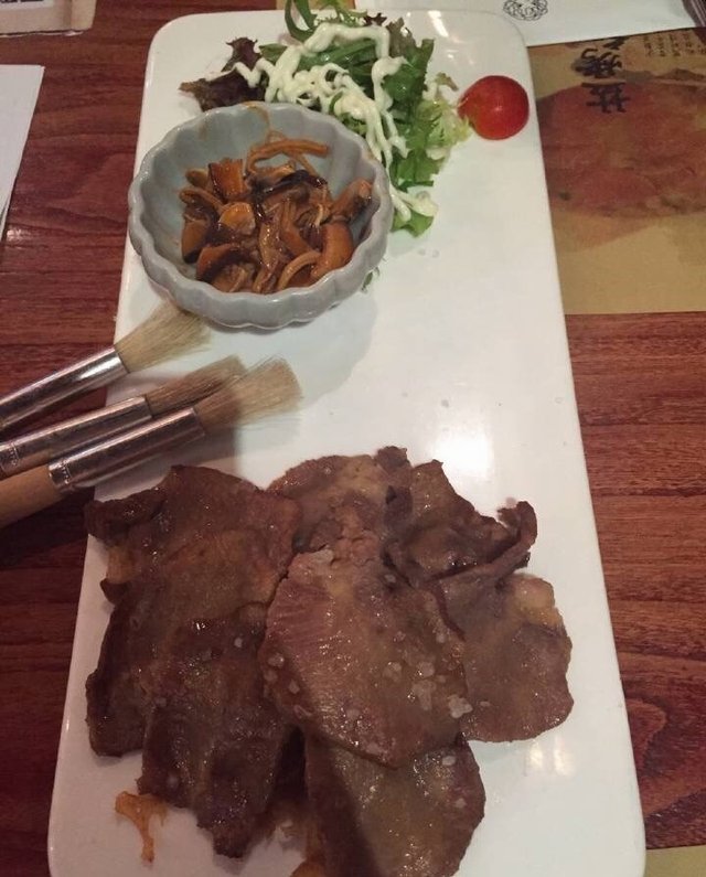 盐烤牛舌根