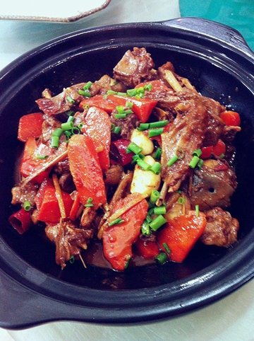 羊肉煲