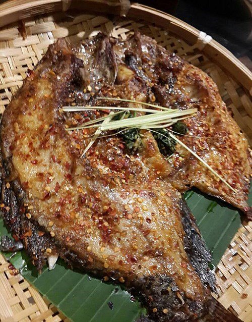 香茅草烤罗非鱼