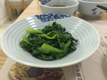 鸡油鸡毛菜