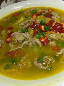 泡椒酸辣肥牛