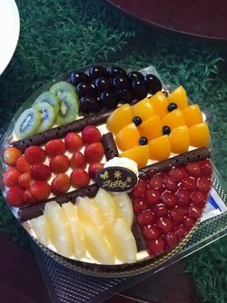 水果缤纷蛋糕