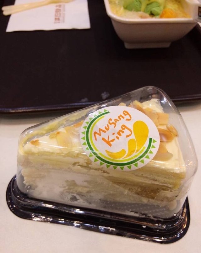 榴莲千层蛋糕